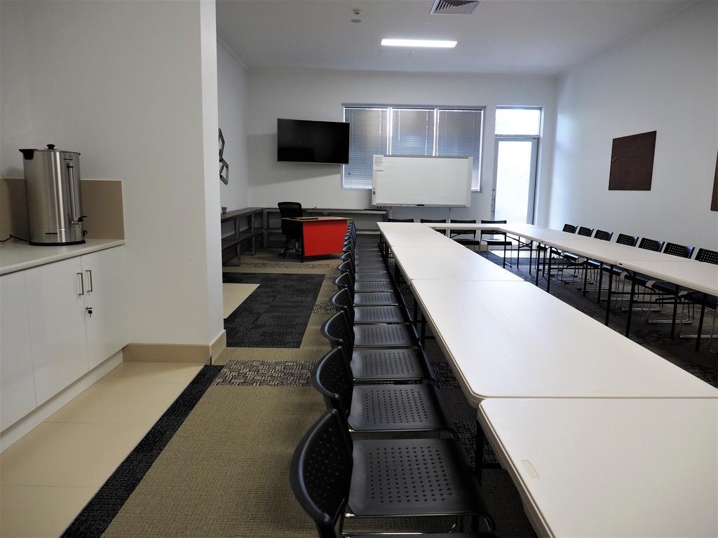 Laguna Serviced Apartments Тувумба Экстерьер фото