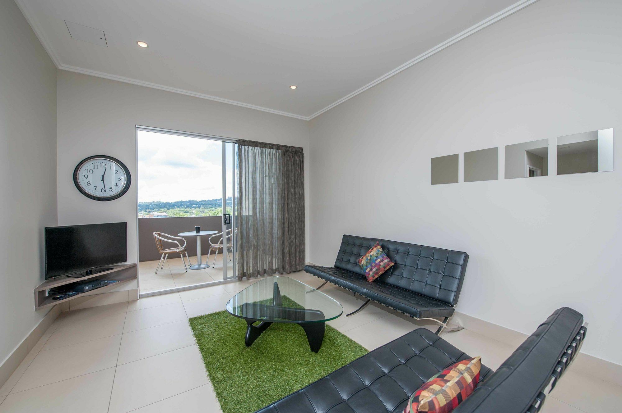 Laguna Serviced Apartments Тувумба Экстерьер фото