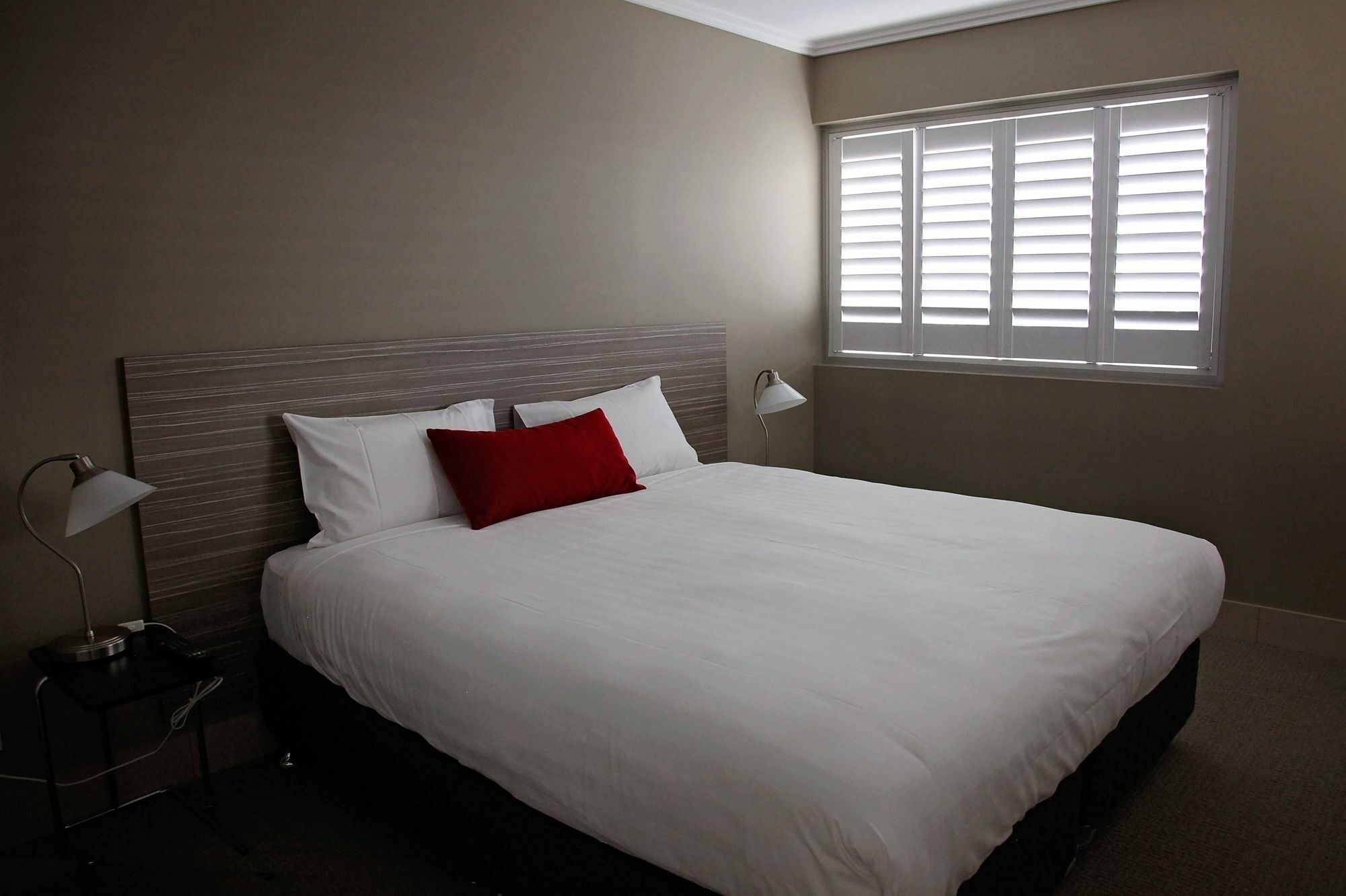 Laguna Serviced Apartments Тувумба Экстерьер фото